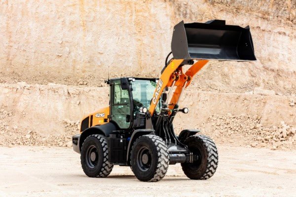 You are currently viewing Case fills gap with 421G wheeled loader