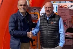 Read more about the article Axolift moves into Spain