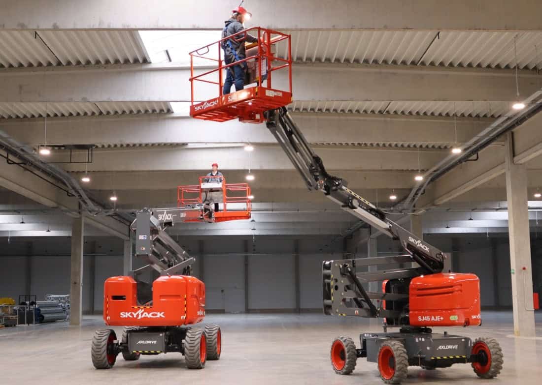 You are currently viewing Select Plant Hire orders nine Skyjack electric and hybrid articulated boom lifts.