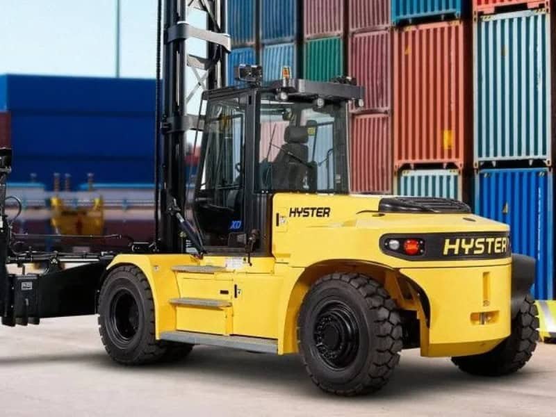 You are currently viewing New Hyster battery electric empty container handler