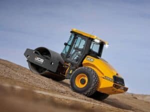 New JCB single-drum soil compactor a world first