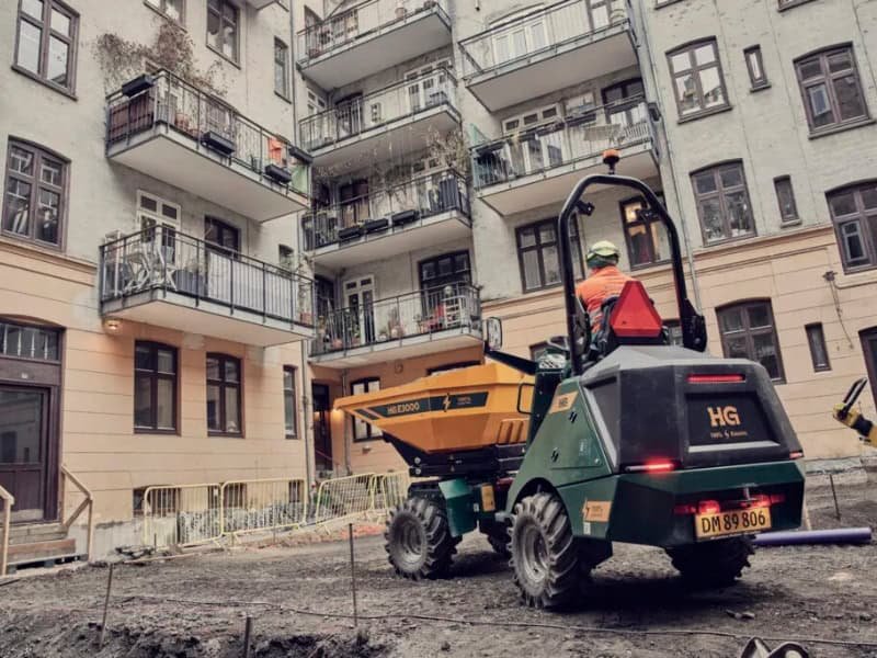 You are currently viewing HG unveils new electric 3-tonne dumper