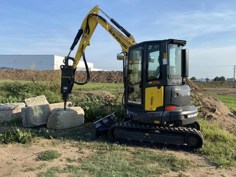 You are currently viewing New Holland Construction unveils D-Series mini excavators