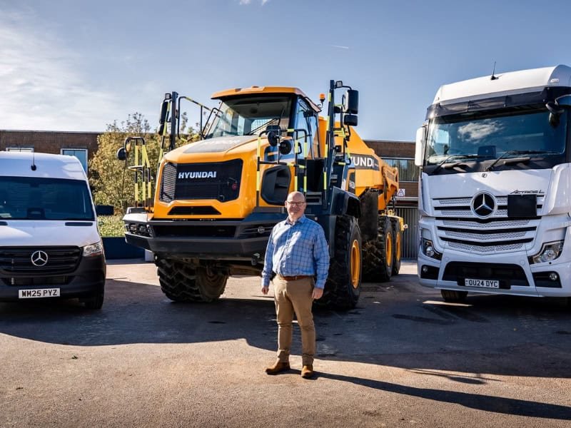 You are currently viewing Hitachi sales director moves to Hyundai dealer