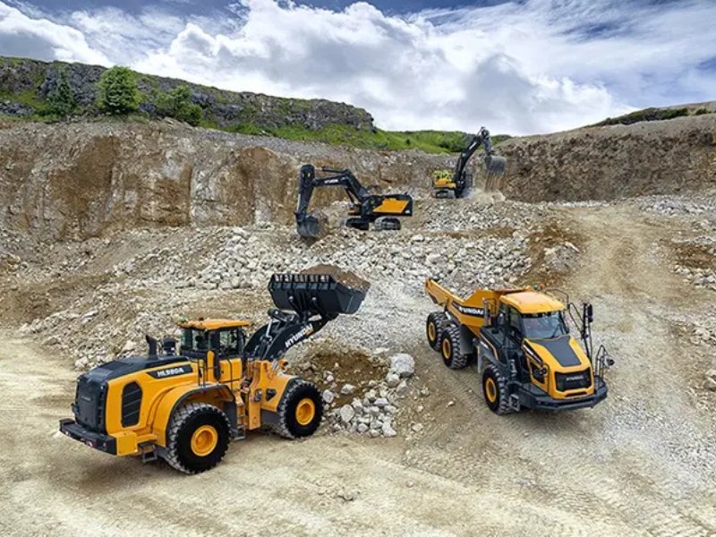 You are currently viewing Hyundai sets sights on becoming ‘top five’ player in European construction market